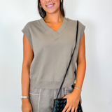 Ella Cropped V-neck Vest - Mocha Mousse