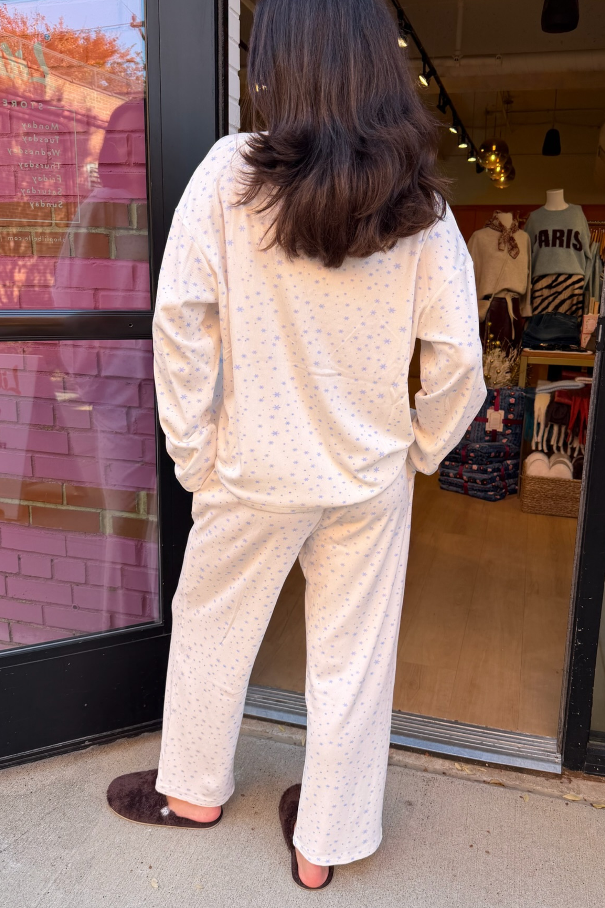 Winter Wonderland Pajama Pants - Snowflake