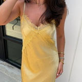 Maddi Lace Midi Dress - Daffodil
