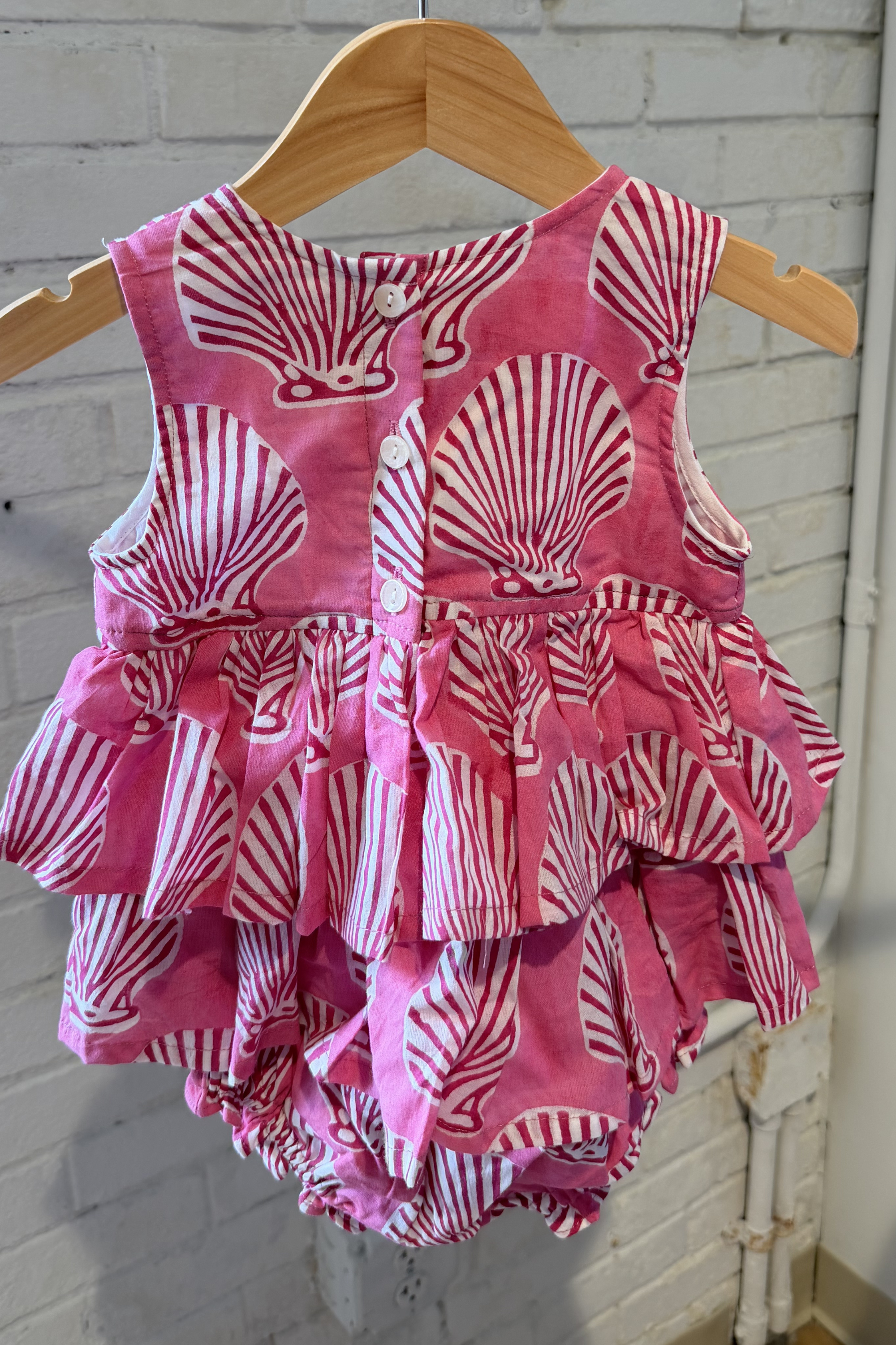 WeeLil Dottie Bubble Shells - Bubblegum Hot Pink