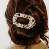 Medium Flat Round Clip - Blonde Tortoise
