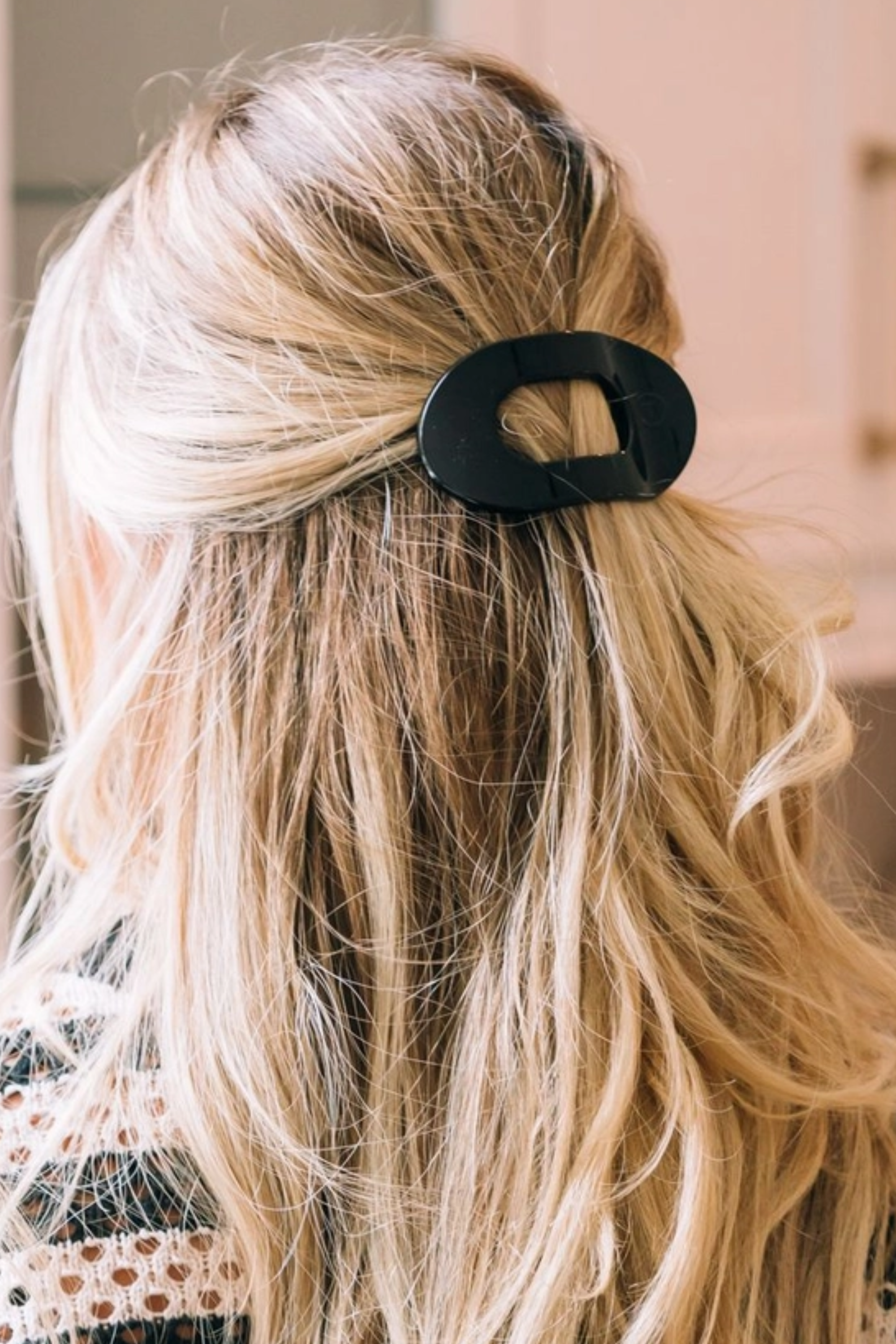 Small Flat Round Clip - Jet Black