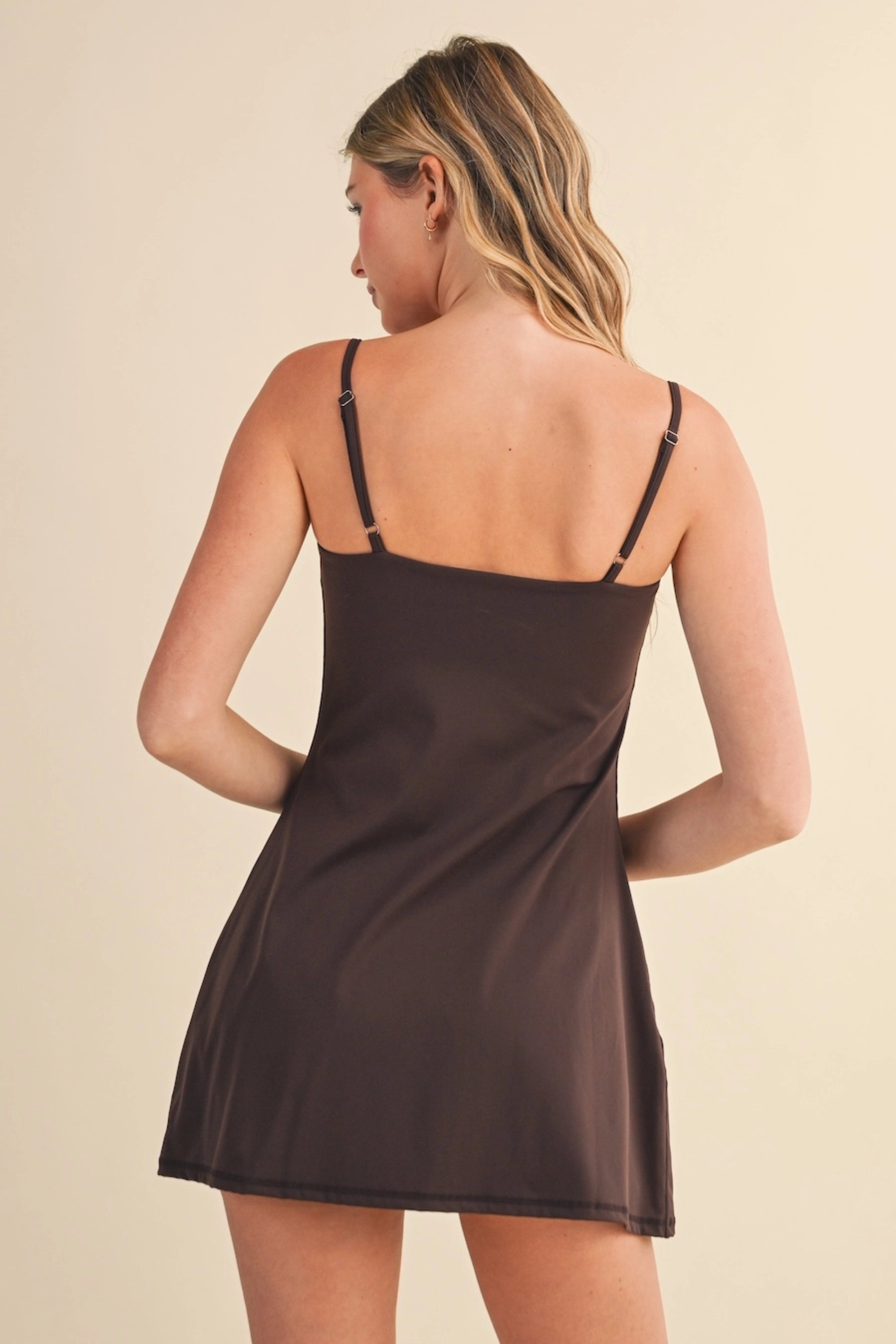 Areia Sweetheart Athletic Dress - Chocolate