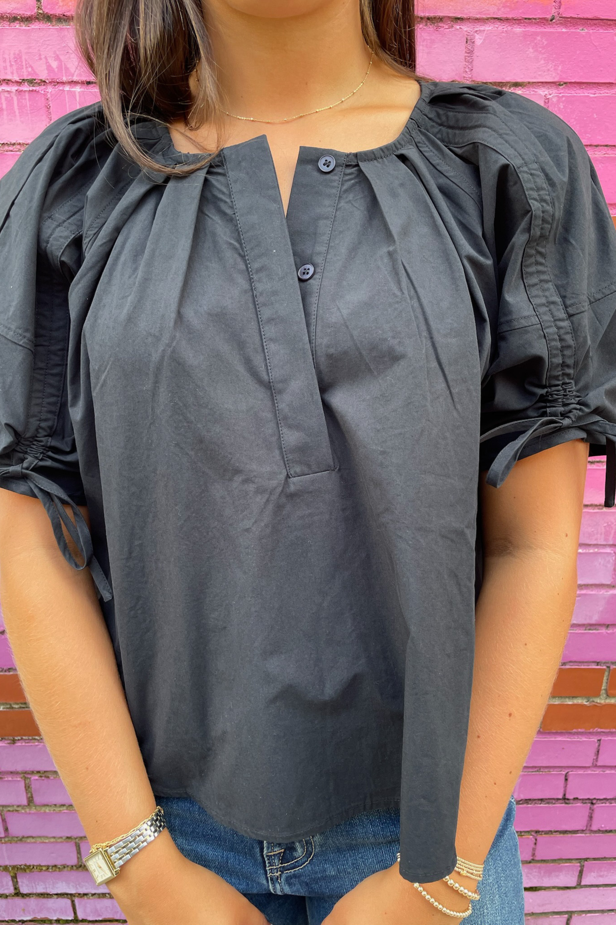 Everywhere Pleated Tie Top - Black