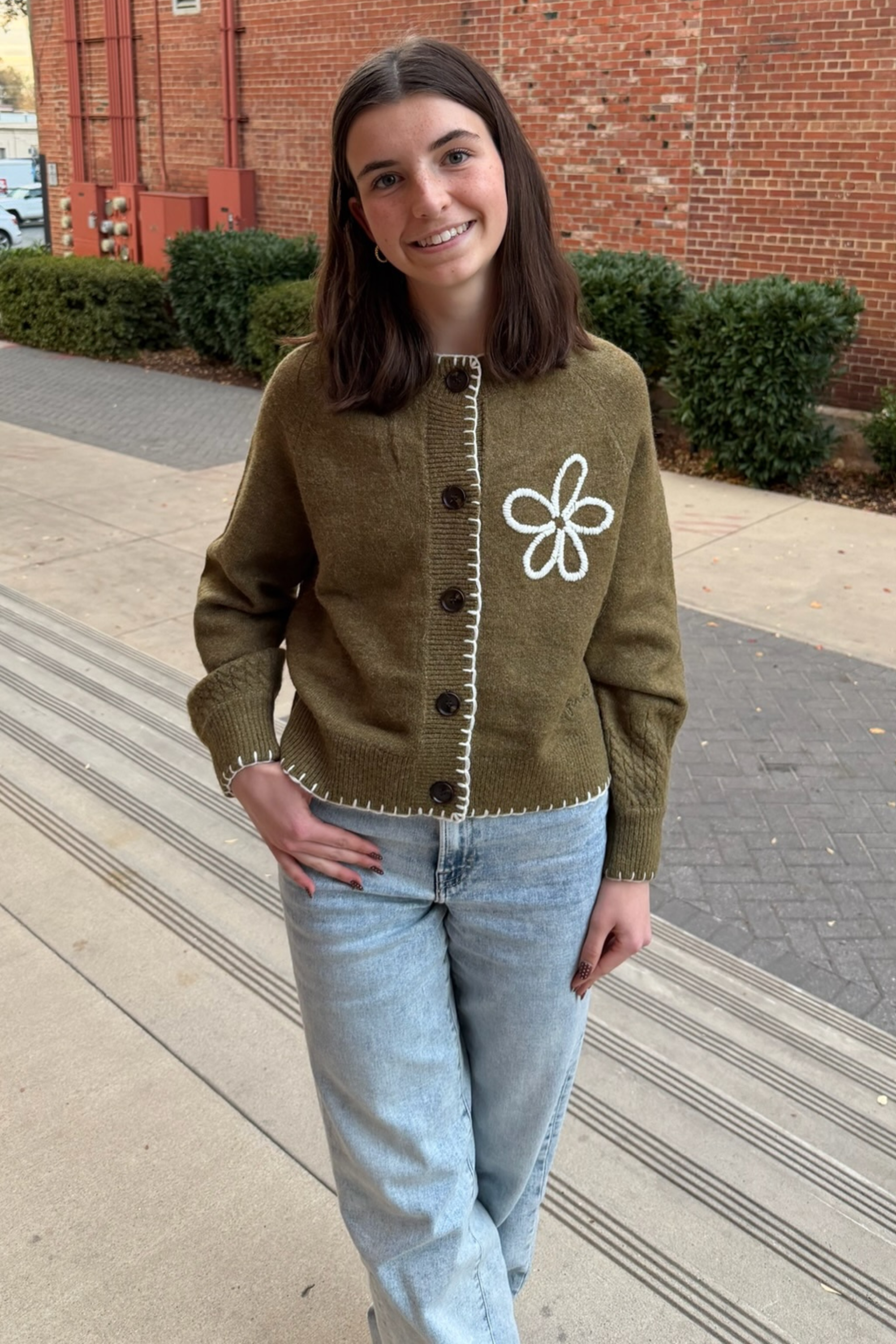 Bergamote Flower Cardigan - Khaki