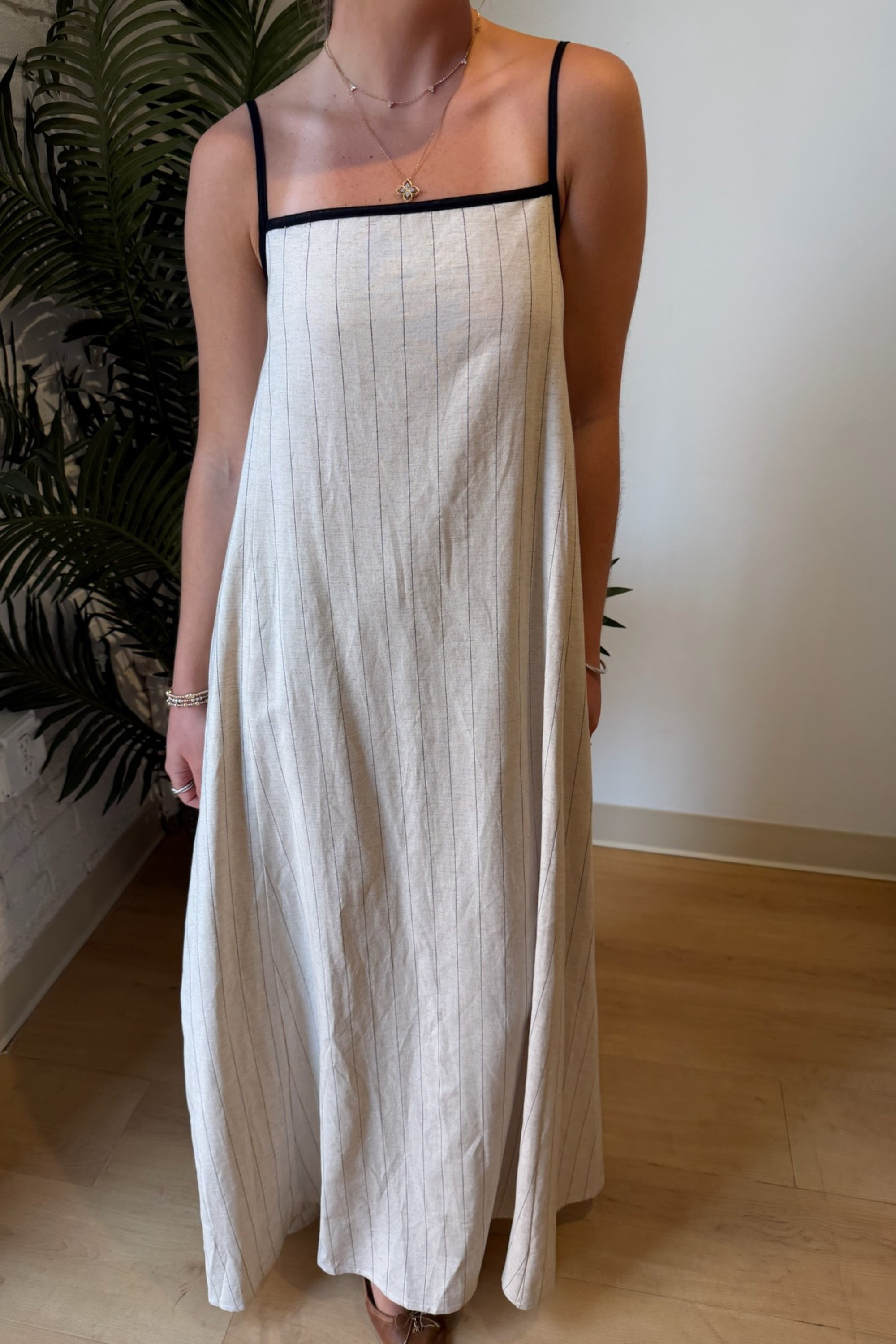 Raina Simple Maxi Dress - Natural
